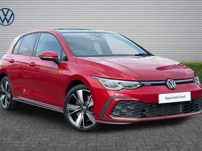 Used VW Golf VIII GTE 245 HP (180 kW) 2024 Red Hatchback