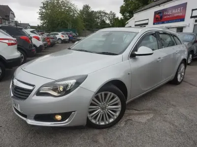 Used Vauxhall Insignia S 140 HP (102 kW) 2015 Silver Estate