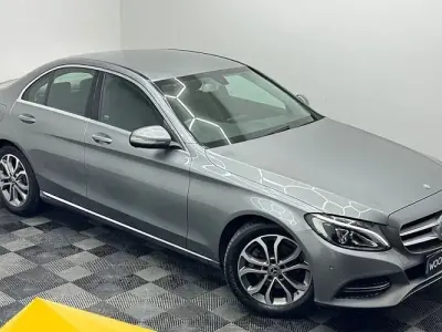 Second-hand Mercedes C200
