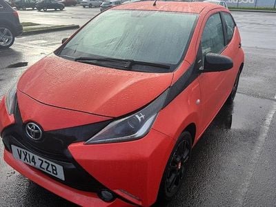 Used Toyota Aygo X-cite 69 HP (50 kW) 2014 Orange Hatchback