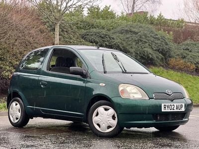 Used Toyota Yaris 2002 Green Hatchback