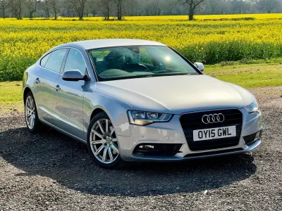 Begagnad Audi A5 Sportback 136 HK (100 kW) 2015 Silver Halvkombi