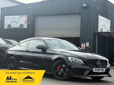 Usado Mercedes C250 AMG line 204 HP (150 kW) 2018 Preto Coupé