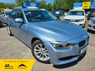 Used BMW 318 143 HP (105 kW) 2012 Blue Sedan