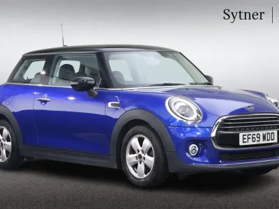 Used Mini Cooper Classic 134 HP (98 kW) 2020 Blue Hatchback
