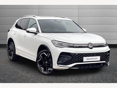 White Used 2025 VW Tiguan R-line SUV | £34,395 (Fair price)