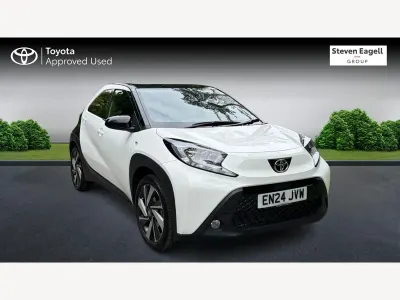 Used Toyota Aygo X 72 HP (52 kW) 2024 White SUV