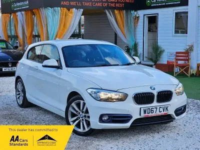 Usado BMW 118 Sport Line 2018 Branco Citadino