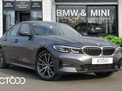 BMW 330e