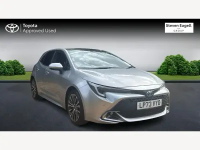 Used Toyota Corolla Design 140 HP (102 kW) 2023 Silver Hatchback