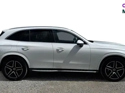 Used Mercedes GLC220 AMG line 197 HP (144 kW) 2023 Manufaktur opalite white bright SUV