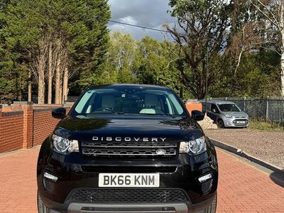 Used Land Rover Discovery Sport SE 180 HP (132 kW) 2016 Black SUV