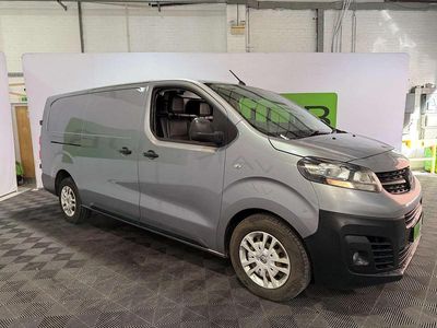 Grey Used 2020 Vauxhall Vivaro S MPV | £14,994 (Fair price)