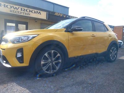 Used Kia Stonic 118 HP (86 kW) 2020 Yellow SUV
