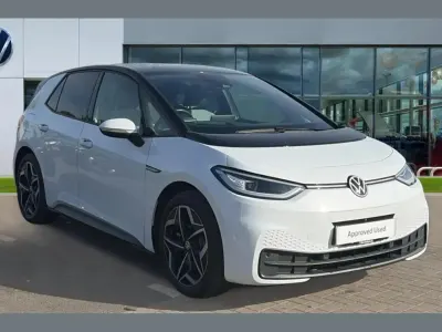 Usado VW ID.3 Pro 150 kW (204 CV) 2022 Blanco Utilitario