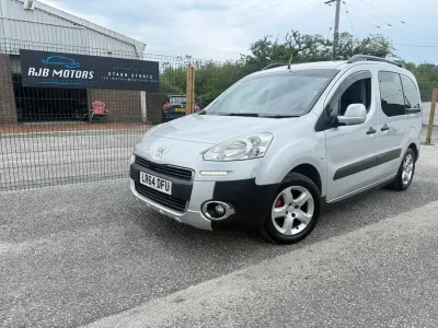 Used Peugeot Partner Tepee Outdoor 115 HP (84 kW) 2014 Silver MPV
