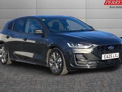 Used 2025 Ford Focus ST-Line Hatchback | £19,999 (Fair price)