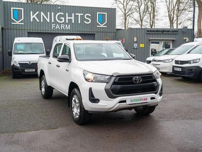 Used Toyota HiLux Active 150 HP (110 kW) 2022 White Pickup