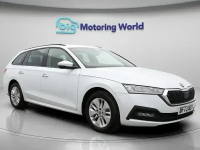 Begagnad Skoda Octavia SE Technology 110 HK (80 kW) 2023 Vit Kombi