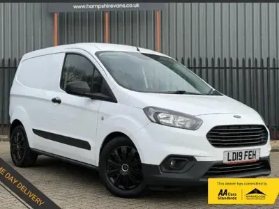Used Ford Transit Courier Trend 75 HP (55 kW) 2019 White Van