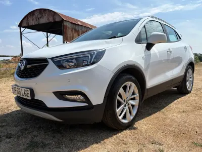 Used Vauxhall Mokka X Active 140 HP (102 kW) 2017 White SUV