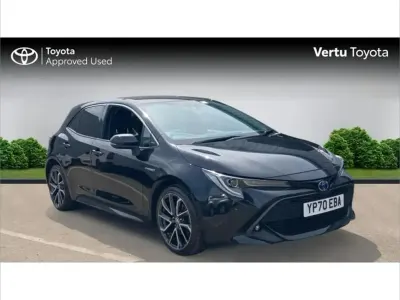 Used Toyota Corolla 122 HP (89 kW) 2020 Black Hatchback