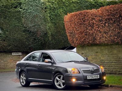 Grey Used 2006 Toyota Avensis T1 Hatchback | £4,250