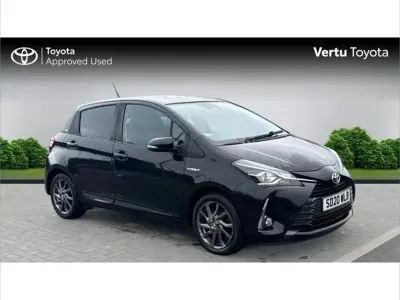 Used Toyota Yaris 99 HP (72 kW) 2020 Black Hatchback