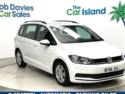 Used VW Touran S 116 HP (85 kW) 2018 White MPV