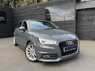 Usado Audi A1 S-Line 116 HP (85 kW) 2016 Cinzento Citadino