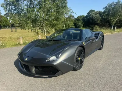 Used Ferrari 488 670 HP (492 kW) 2017 Grey Cabriolet