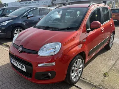 Used Fiat Panda Lounge 69 HP (50 kW) 2015 Red Hatchback