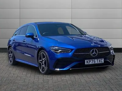 Used Mercedes CLA200 Executive 161 HP (118 kW) 2025 Blue Estate