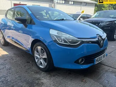 Used Renault Clio Dynamique 90 HP (66 kW) 2016 Blue Hatchback