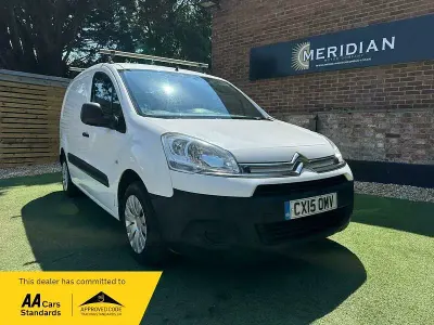 Used Citroën Berlingo 2015 White MPV
