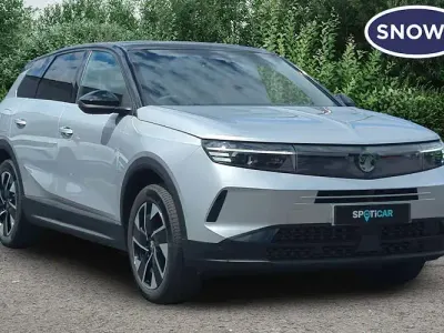 Used Vauxhall Grandland X Ultimate 136 HP (100 kW) 2025 Silver SUV