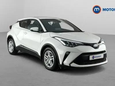 Used Toyota C-HR 122 HP (89 kW) 2023 White SUV