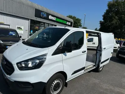 Used Ford Transit Custom 105 HP (77 kW) 2019 White Van