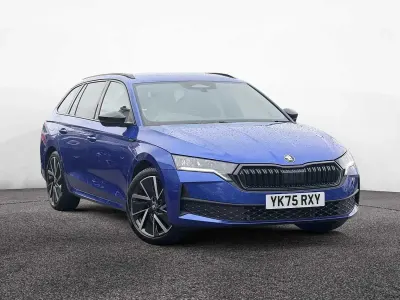 Usado Skoda Octavia SportLine 110 CV (80 kW) 2025 Azul Familiar