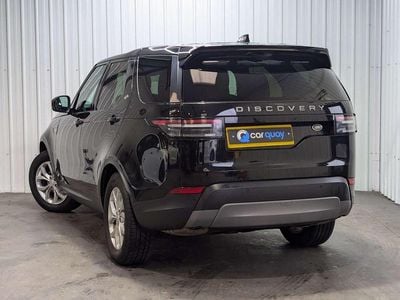 Black Used 2018 Land Rover Discovery 5 SE SUV | £18,495 (Super price)