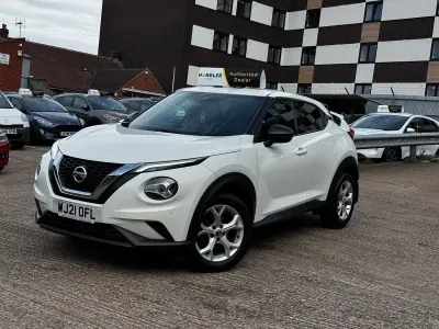 Used Nissan Juke N-Connecta 115 HP (84 kW) 2021 White SUV