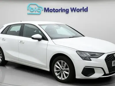 Gebraucht Audi A3 Sportback 110 PS (80 kW) 2023 Weiß Kleinwagen