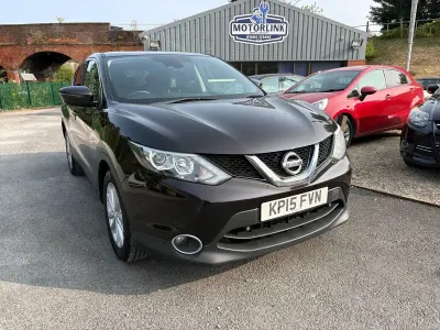 Used Nissan Qashqai Acenta+ 110 HP (80 kW) 2015 Black SUV