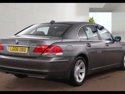 Begagnad BMW 740 Comfort Edition 2006 Grå Sedan