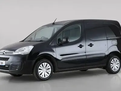 Used Citroën Berlingo 100 HP (73 kW) 2017 Black MPV