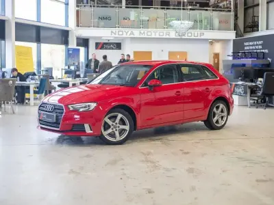 Used Audi A3 Sportback Sport 110 HP (80 kW) 2017 Red Hatchback