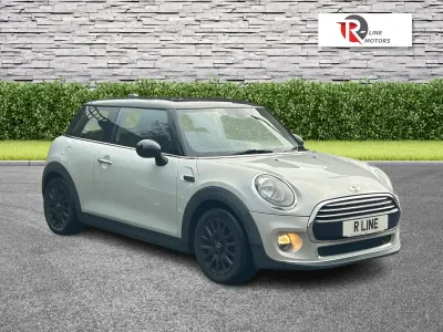 Begagnad Mini Cooper Hatch 136 HK (100 kW) 2015 Silver Halvkombi