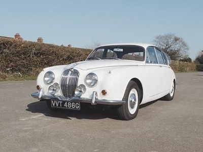Used Jaguar MK II 1969 Cream Sedan