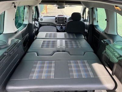 Used Peugeot Partner 2018 Grey MPV