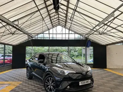 Second-hand Toyota C-HR 122 CP (89 kW) 2018 Negru SUV